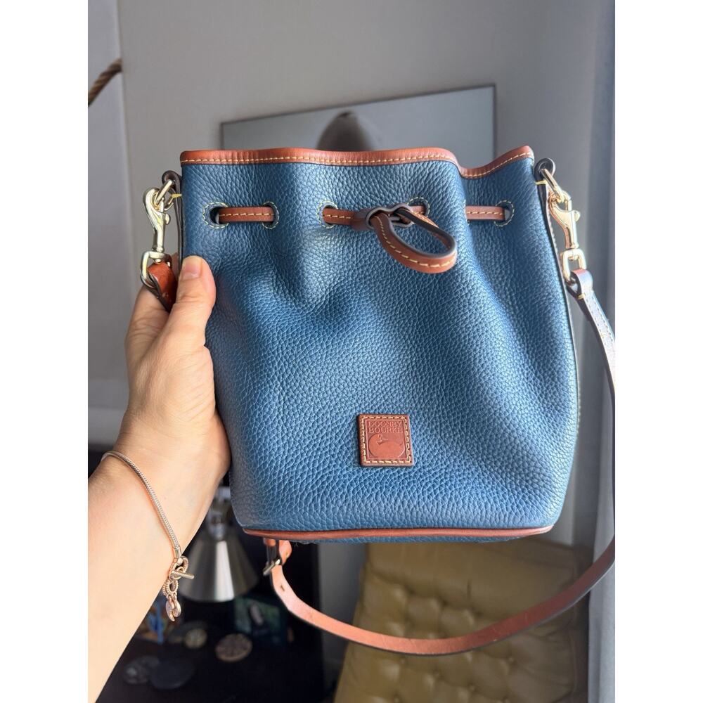 Dooney & Bourke Drawstring Crossbody Jeans Color Italian Pebbled Leather Bag - Picture 5 of 14
